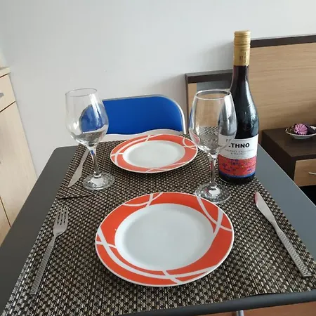 公寓 Private Studio 306 Complex Nev, Sarafovo, Beach & Airport ,With Swimming Pool, Free Parking