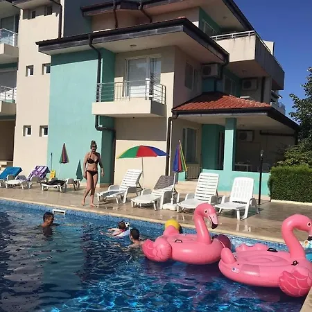 公寓 Private Studio 306 Complex Nev, Sarafovo, Beach & Airport ,With Swimming Pool, Free Parking *