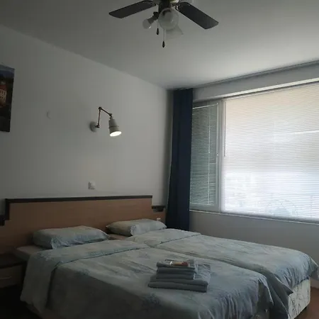 公寓 Private Studio 306 Complex Nev, Sarafovo, Beach & Airport ,With Swimming Pool, Free Parking *