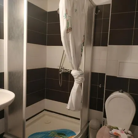 Private Studio 306 Complex Nev, Sarafovo, Beach & Airport ,With Swimming Pool, Free Parking 布尔加斯